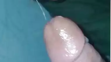 Lady sucks Indian big black dick in desi sex MMS