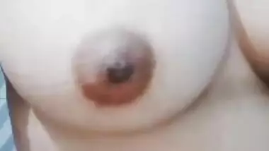 Super Horny Desi Babe Selfie