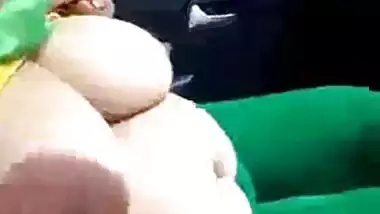 Desi car sex video for sexual stimulation