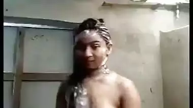 Unseen desi nude bathroom selfie