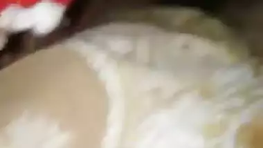 Bubbly Pakistani MILF fucked and sucked XXX video