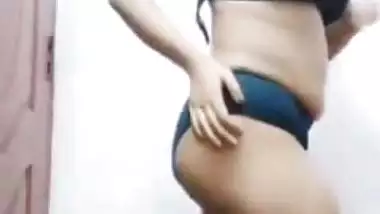 Huge boobs slave girl nude videos for master