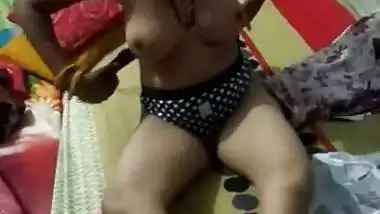Aunty stripping clothes before sex MMS