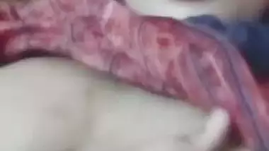 Bhabhi pressing boobs selfie video taken for lover