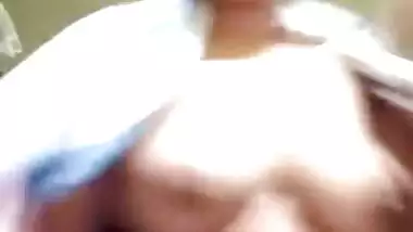 Chennai Tamil TCS girl striptease nude for boyfriend