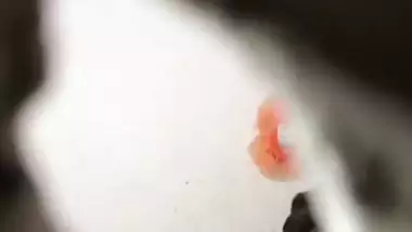 Neighbor wife bath and wearing bra caught through window