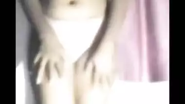 Girlfriend riding condom dick of boyfriend viral MMS