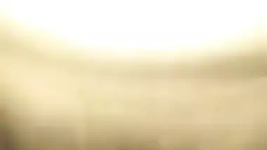 Pakistani naked babe rides on her lover’s dick