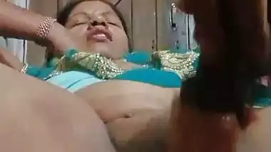 Bhabhi with sex toy fucking her wet black pussy