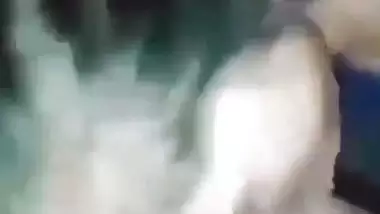 Hard chudai of a curvy babe in the doggy style