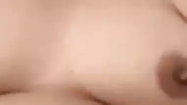 Bengali girl opening towel and fingering nude pussy