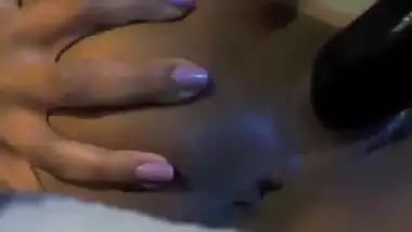 Sexy Indian Masturbating
