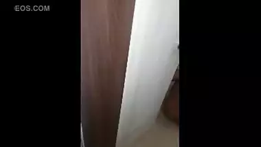 Teen Ranchi girl taking shower mms clip