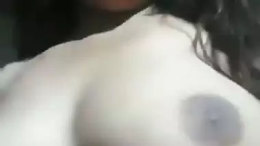 Buttery pussy and big boobs of desi slut