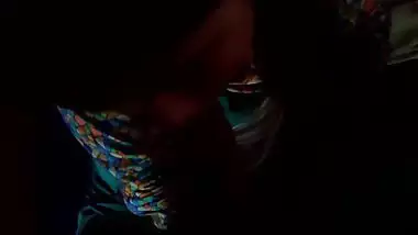 Assamese couple blowjob MMS
