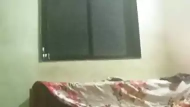 Desi couple Dehati floor chudai video