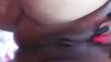 New Chamet video of desi girl in nighty showing nude figure