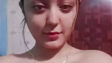 Cute hijab girl topless video making for lover