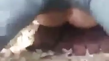 A village whore’s desi chudai by a group of perverts