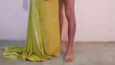 Sarla Bhabhi sucking cock homemade porn