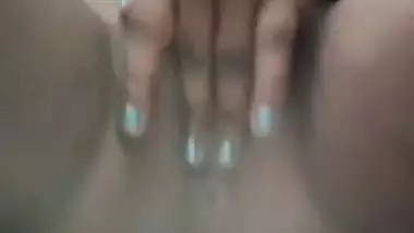 Village girl strips clothes and fingers her pussy heavily