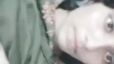 Cute girlfriend exposing nude big boobs viral selfie