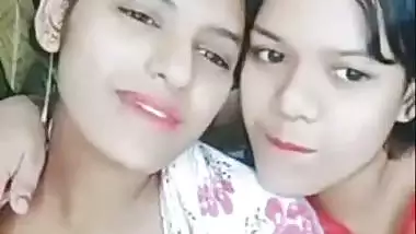 Two girls record their desi lesbian porn during a live show