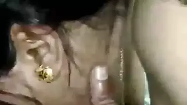 Raandi sucking lund MMS