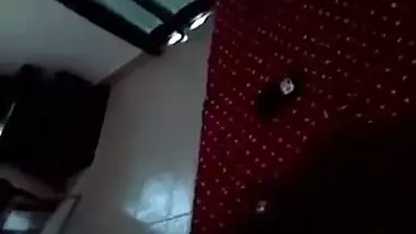 Desi randi preparing herself before the sex