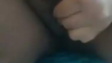 Chubby Bangla fingering pussy